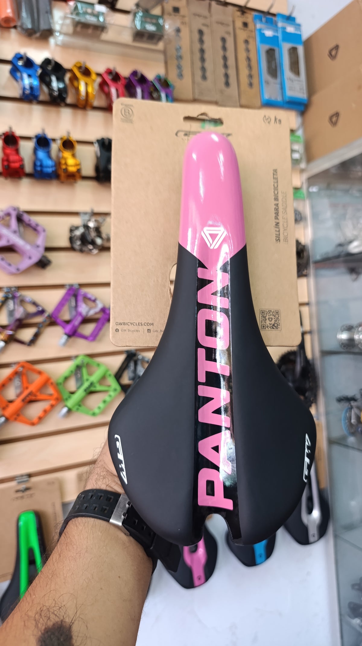 SILLIN RUTA/MTB RF 145MM PANTON GW ROSA