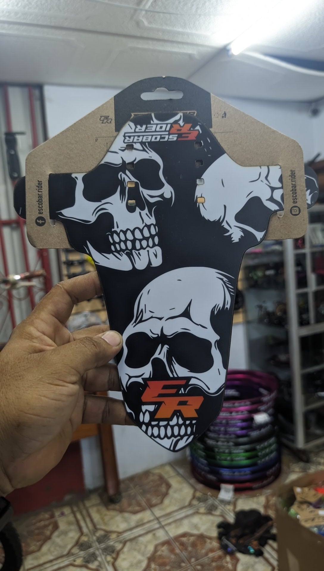 Guardabarro Escobar