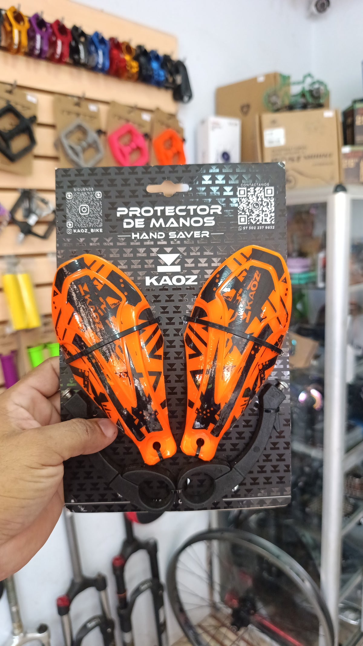PROTECTOR DE MANOS