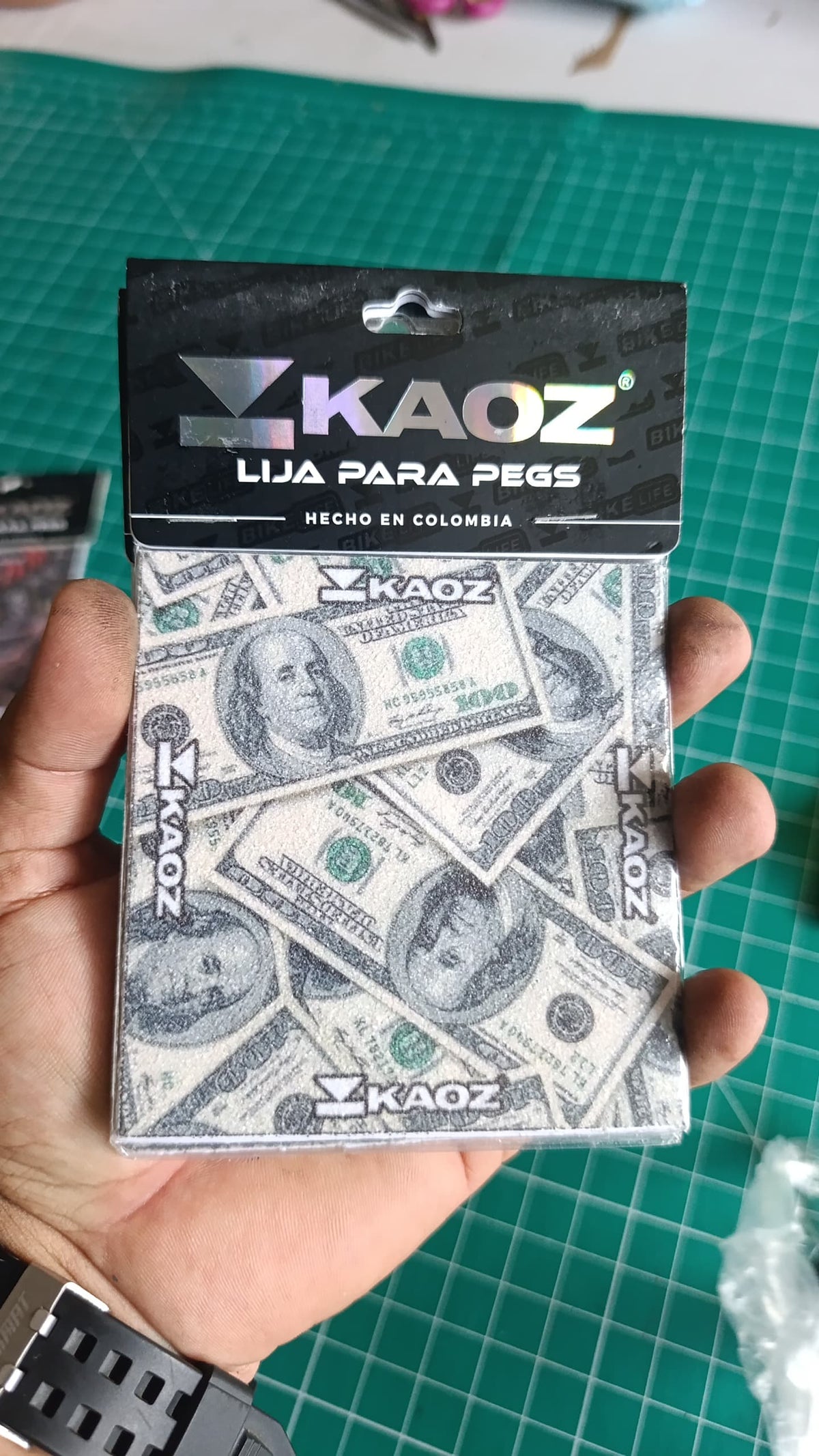 LIJA PARA PEGS KAOZ