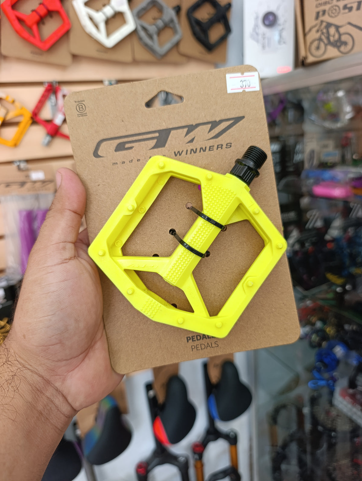 PEDALES MTB PLASTICOS GW COLORES